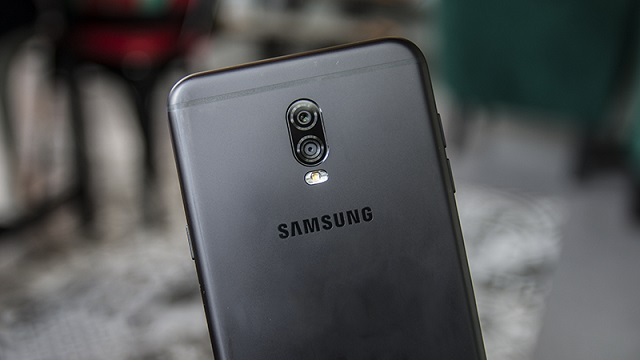 Samsung galaxy trở lại với dải anten với thiết kế truyền thống