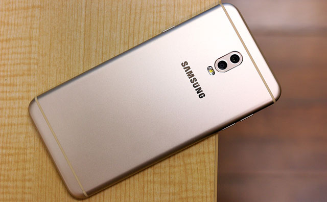 Samsung galaxy J7 plus với thiết kế sang trọng hạng sang từ kim loại.